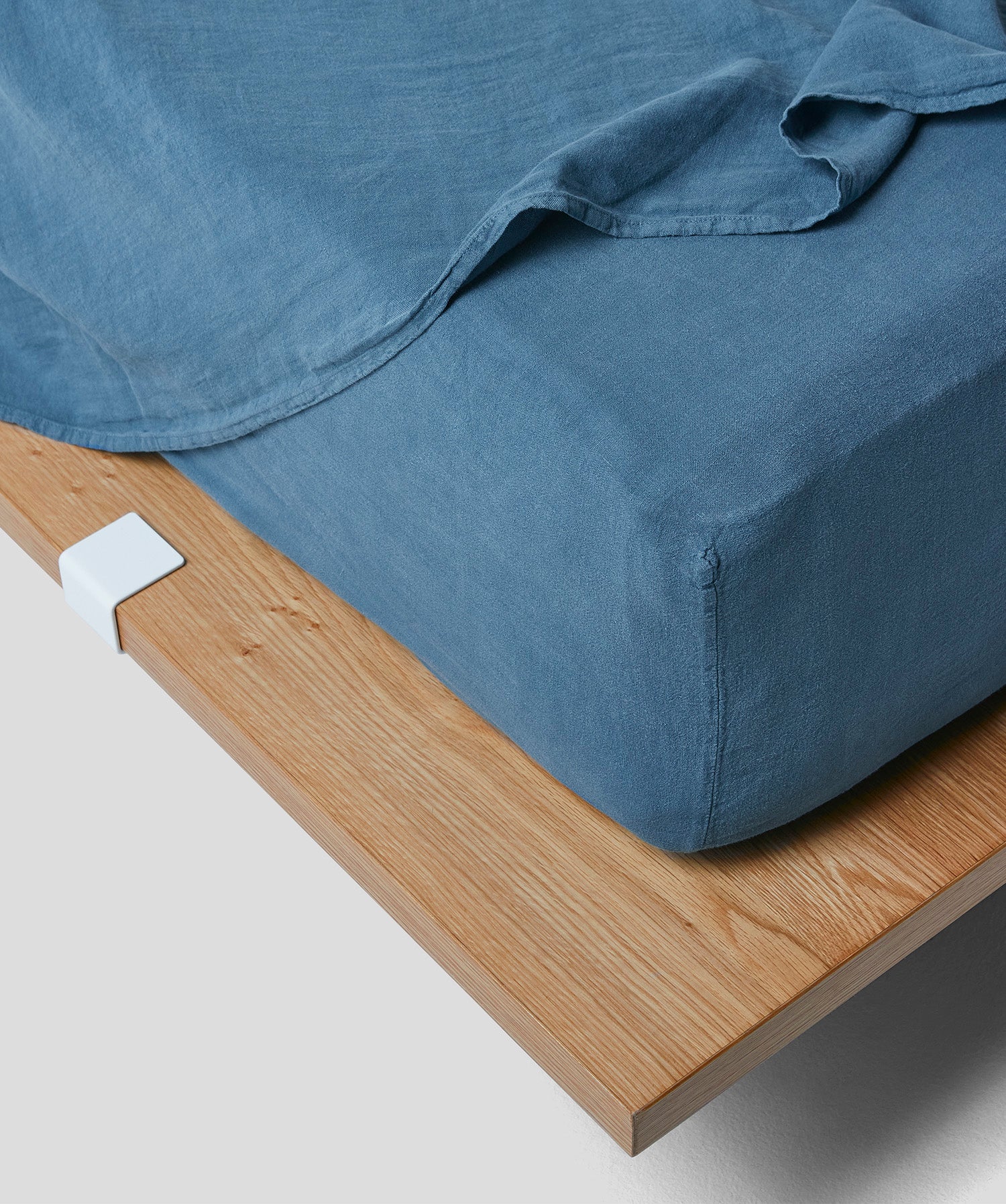 Linen Fitted Sheet - Image 6