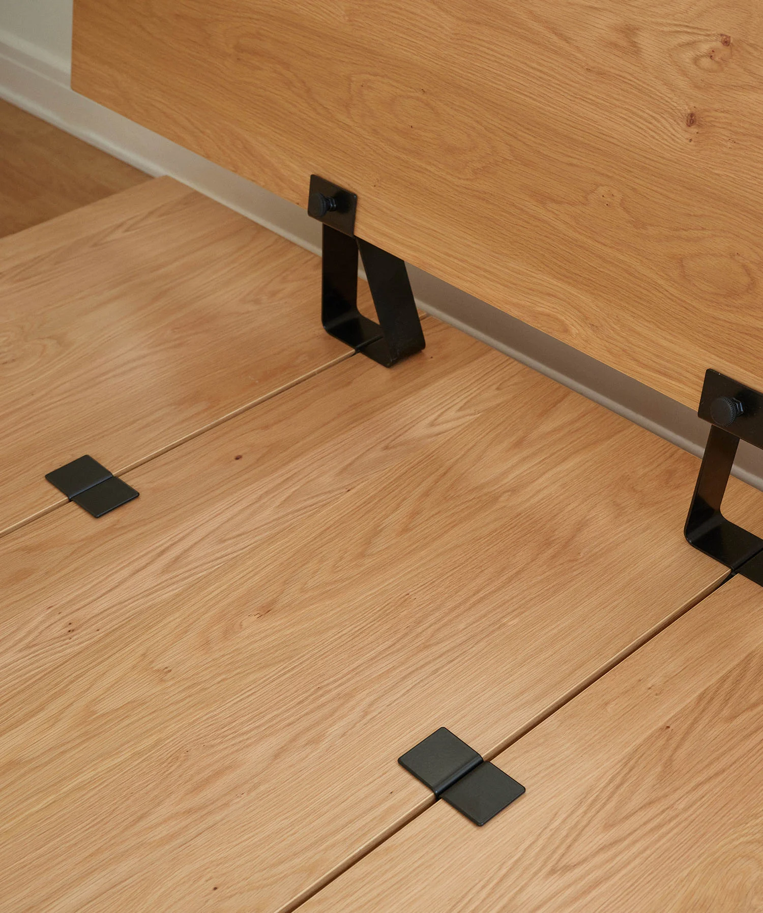 Bed Framework - Image 7